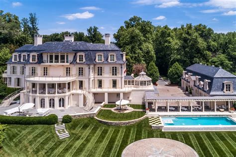 Schneider was born into a family with three older sisters in memphis, tennessee on january 14th, 1966. NFL's Dan Snyder's 30,000 Square Foot Mega Mansion In Potomac, MD | THE AMERICAN MAN$ION