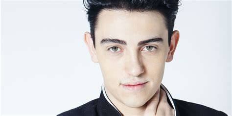 È accusato di omicidio stradale michele bravi, il cantante vincitore di x factor coinvolto in un incidente in cui morì una donna di 58 anni. Michele Bravi: X Factor, la depressione, il fidanzato, Sanremo