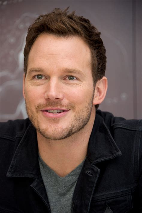 Share the best gifs now >>>. Chris Pratt | Chris pratt, Chris, Pratt