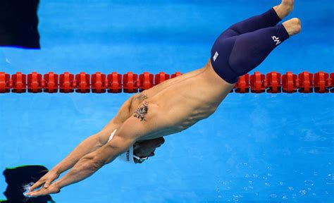 Der prozess zur behandlung körperlicher und psychischer. Schwimmen - Swiss Paralympic