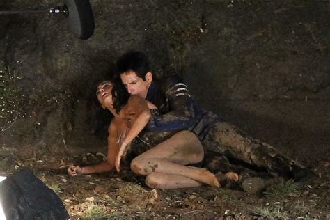 Zoolander 2 star derek zoolander (ben stiller) invites viewers into his new york city apartment to answer a slew of personal questions. PENELOPE CRUZ in Mud on the Set of Zoolander 2 in Rome 06/26/2015 - HawtCelebs