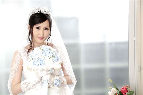 美月アンジェリアがぼくのお嫁さん ウェディングドレスに透け ...