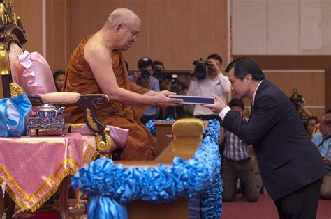 ราชวิทยาลัยจุฬาภรณ์ เผยขั้นตอนจองวัคซีนทางเลือก ซิโนฟาร์ม สำหรับองค์กรและหน่วยงานเท่านั้น ทางออนไลน์ 14 มิ.ย. ปี 2555 โรงพยาบาลจุฬาลงกรณ์ ได้รับโล่ผู้ทำคุณประโยชน์ต่อ ...