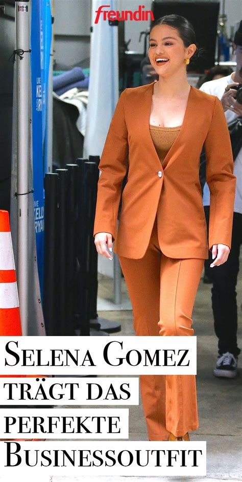 The project was first teased in an interview with billboard in december 2020. Modetrend: Selena Gomez trägt das perfekte Businessoutfit ...