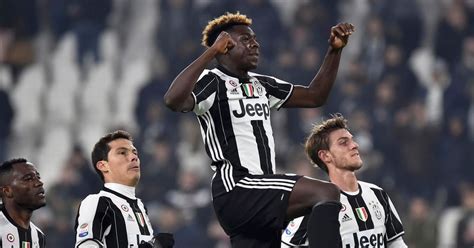 El agente mino raiola apoyó este miércoles al francés blaise matuidi y al joven moise kean, los dos jugadores de la juventus que fueron víctimas. GIOVANI TALENTI Moise Kean: chi è il protagonista dell ...