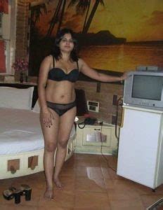 Desi amma ki saree utar kar nangha kiya aur zabardast choda. Nude Honeymoon Photos Of Hot Desi Wife | Indian Nude Girls