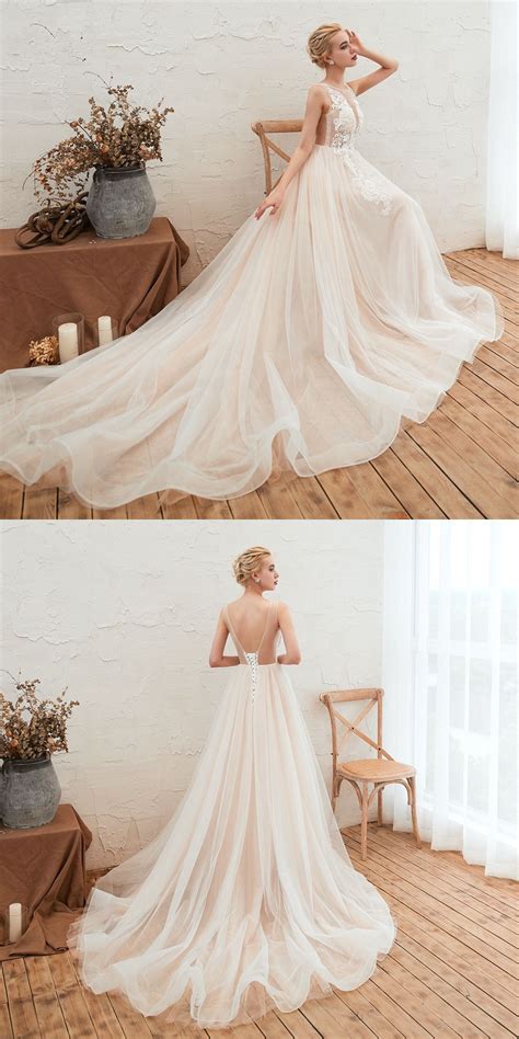 Entdecken sie elegante abendkleider für hochzeit bei milanoo. Boho Brautkleid Rückenfrei Champagner Tüll Spitze | Kleid ...