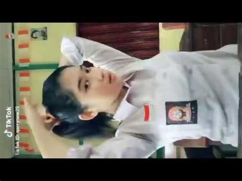 Tiktok celana ketat montok part 5. Tik tok hots SMA Jilbobs cantik dan montok || tik tok ...