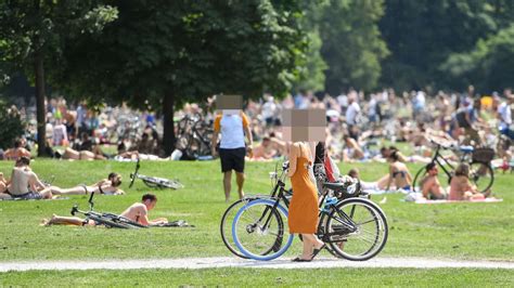 Find the travel option that best suits you. München/Englischer Garten: Mann begrabscht Frauen ...