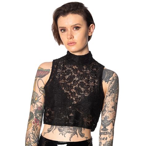 Newchic bietet schulterfreie oberteile, rückenfreies oberteil, bauchfreie oberteile. Sexy Crop Top aus Spitze | VOODOOMANIACS