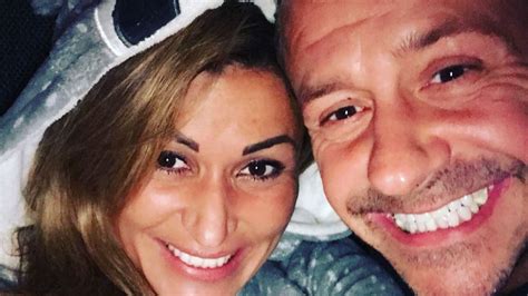 Ihr ursprünglicher künstlername war toy, unter dem sie auf mallorca eine gesangskarriere als nacktsängerin startete. Ein Baby mit Jasmin? Willi Herren möchte noch mal ein Kind ...