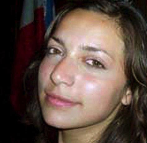 'i very much love chris and feel like he's my partner'. Fall Amanda Knox: Und wer ermordete nun die junge Meredith ...