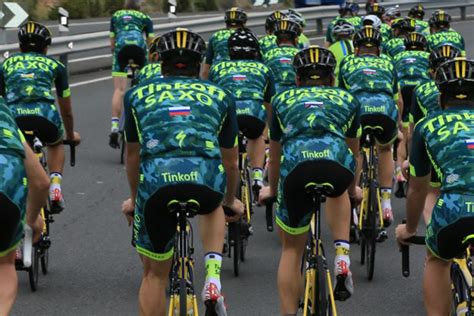 Тинькофф банк), formerly tinkoff credit systems (russian: Gevonden; coolste kleding in het peloton, bij Tinkoff-Saxo ...