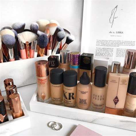 Originating in the united states, the brand has founds its place in many filipino hearts as a beauty product provider from cosmetics, shoes, bags and accessories. Pin by Ruth.Gulchuk on makeup | High end makeup, High end ...