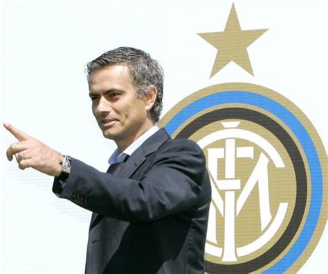 Jose mourinho is making a sensational return to the dugout by joining roma. Mourinho torna all'Inter?