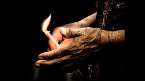 Можно ли зажигать церковные свечи зажигалкой