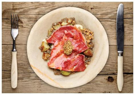 Mar 10, 2015 · in a large bowl combine egg, milk, bread crumbs, worcestershire, dried onions, black pepper, and salt. Award Winning Gammon Steaks Recipe | HelloFresh