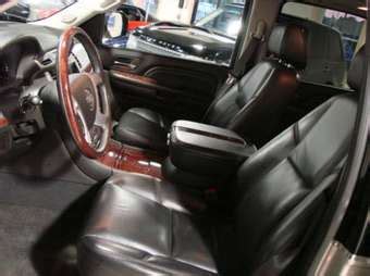 It's important to carefully check the trims of the vehicle you're interested in to make sure that you're. 2007 Cadillac Escalade specs, Engine size 6.2l., Fuel type ...