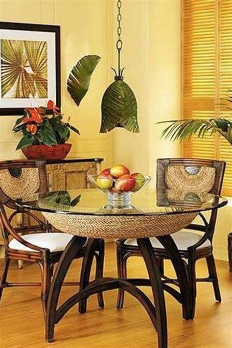 Krȃlj m (cyrillic spelling кра̑љ). Pin by Primož Kralj on kuhinja | Tropical dining room ...