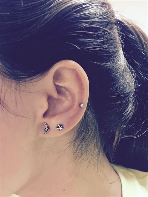 5 out of 5 stars. Mid cartilage piercing and double earlobe. | Earings ...