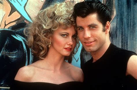 Still married to her husband john easterling? 'Grease': The Surprising Age Difference Between John Travolta and Olivia Newton-John Went ...