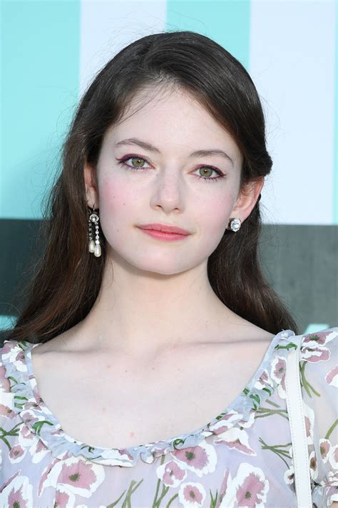 The paparazzi photographed her while she was sunbathing and swimming in the sea. Mackenzie Foy - Mackenzie Foy Photos - Miu Miu Club 2020 - Photocall - Zimbio