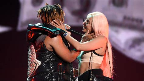 Juice wrld began dating girlfriend, ally lotti, in september 2018. Juice WRLD's Girlfriend Breaks Her Silence On His Death | iHeartRadio