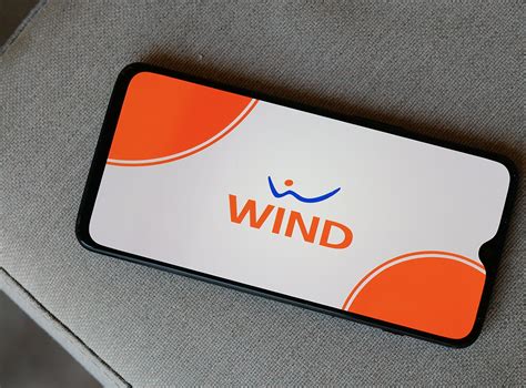 Uno dei metodi più facili e immediati per sapere il credito wind è usare il codice *123#, grazie al quale è possibile visualizzare il credito residuo della propria sim direttamente sullo schermo del telefono (cellulare semplice o smartphone che sia) senza. 100 giga Wind: ecco come averli