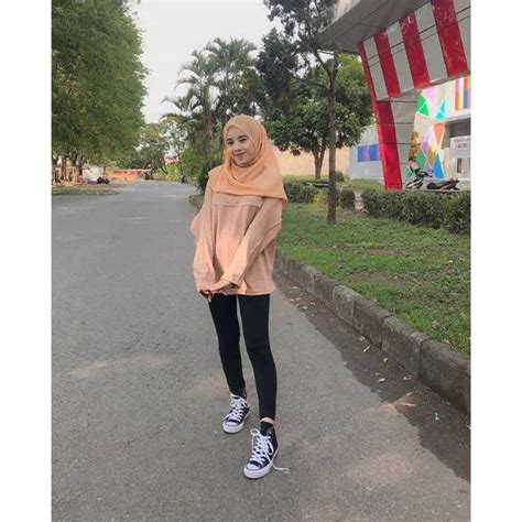 Pakaian muslimah jenama mutif menawarkan produk berkualiti pada harga yang berpatutan. Ilyamalik: Java X Fashion, Gaya Busana Stylist buat anak muda