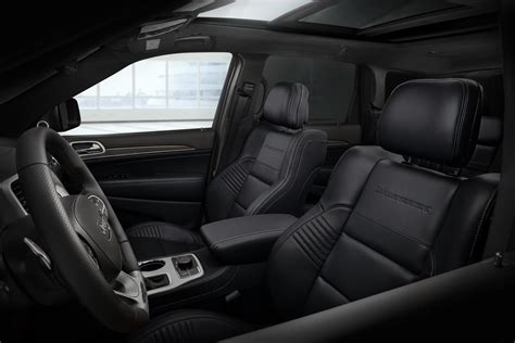 2020 Jeep Cherokee Interior Gallery | Jeep Canada