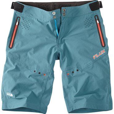 These shorts have vents on the front and back, well positioned pockets and plenty of stretch panels for comfort (read: Madison Womens Flux Baggy Cycling Shorts AW16 - Out of ...