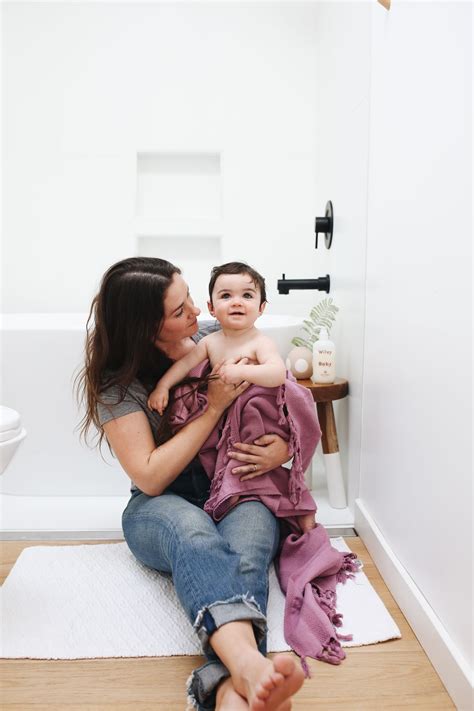 Let's have a look at some of its more features. Pin by Wiley Body on Bath time | Family photos, Bath time ...