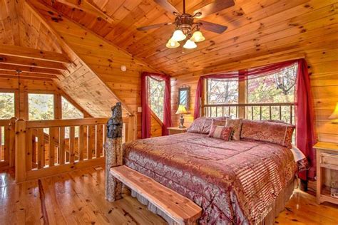 434 hilltop rd, gatlinburg (tn), 37738, united states. Bearly Naked Log Cabin Has Private Yard and Parking ...