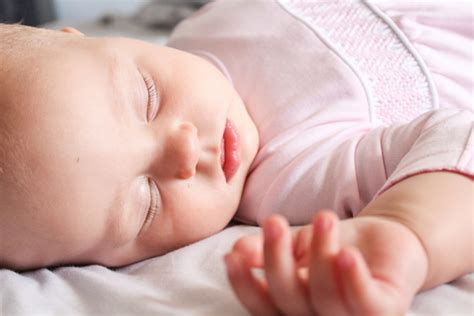 Wann babys durchschlafen, hängt von der gehirnentwicklung ab. Wann schläft mein Kind endlich durch? - welovefamily.at