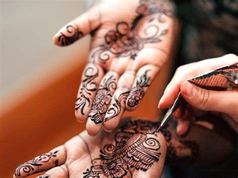 We did not find results for: Mandhi Desgined : 6 Latest Simple Mehndi Designs For The ...