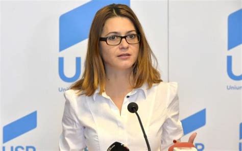 Senatorul usr florina presadă a anunţat că va propune comitetului politic al formaţiunii retragerea sprijinului acordat guvernului pnl, dacă, în săptămâna care urmează, nu anunţă o măsură clară de. Florina Presadă (USR): În acest moment, Codul Administrativ este la Ministerul Justiției, cu ...