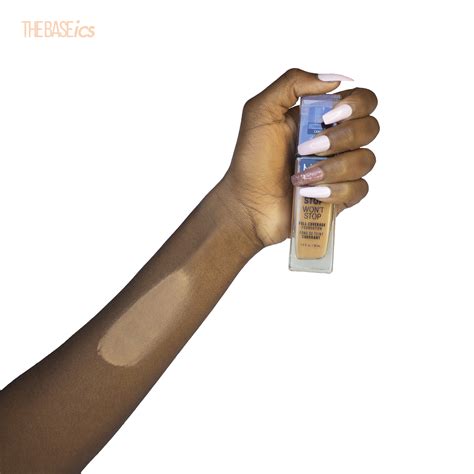 Available in 24 highly pigmented hues, this lightweight liquid won't transfer and has three major complexion musts covered. Camel - NYX Can't Stop Won't Stop Foundation - The Baseics