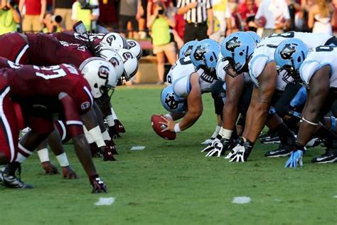 Hometeam pest defense believes in putting its customers first. The Battle of the Carolinas | Peach State College Sports