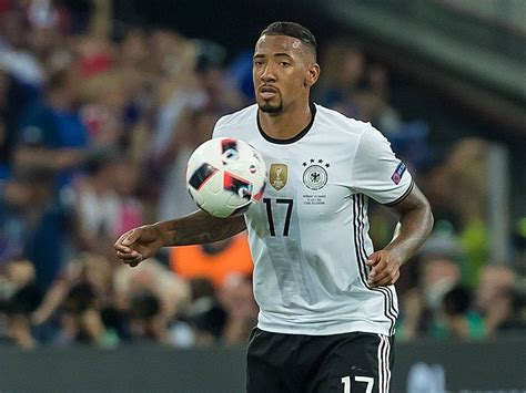 See more of jérôme boateng on facebook. Jérôme Boateng named German Footballer of the Year 2015/2016 : soccer