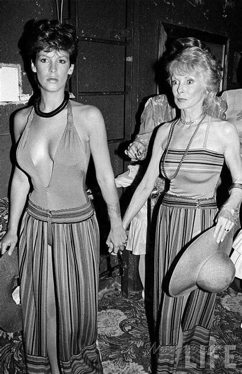 Marshals at the request of the mexican government and was to be. Jamie Lee Curtis out with her Psycho mother, Janet Leigh ...