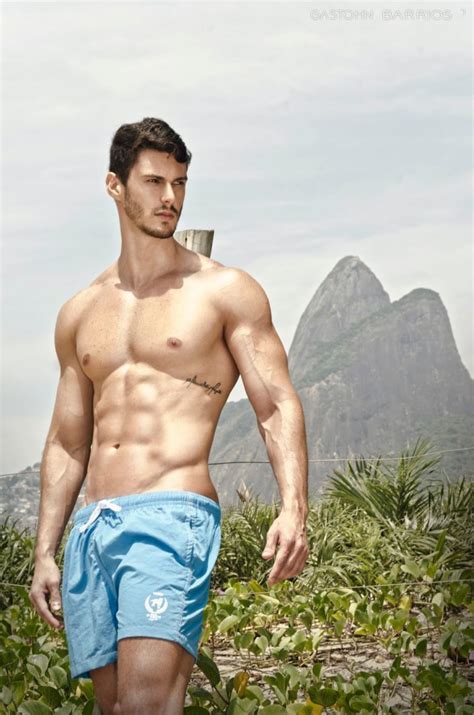 Bruno lage vive drama com a mãe. Bruno Lage photographed by Gastohn Barrios | Men and underwear