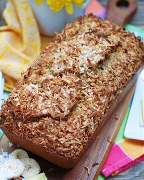 I love this combination — it reminds me of the hummingbird cake at buttercup bakeshop here in nyc, which also has banana and pineapple (and they put it totally over the top with cream. Banana Pineapple Hummingbird Bread / Hummingbird Loaf Cake ...