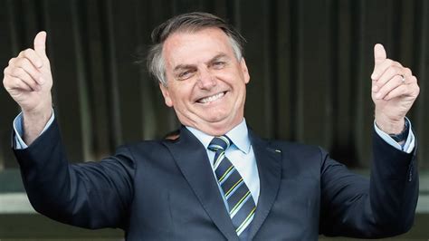 Posted at 23:06 2 may23:06 2 may. Datafolha: Aprovação de Bolsonaro bate recorde e rejeição ...