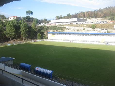 The stadium is able to hold 3,500 people. digital de Vizela - ddV: FC Porto vai tratar gratuitamente ...