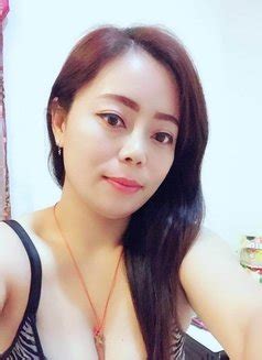 I am here waiting for you to come together to enjoy the joys and relaxation. Sexy Shakira, Japanese escort in Kuwait