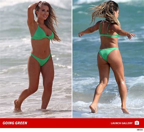 New hampshire if you love country music check out jessie james decker!!! Jessie James Decker Flaunts Flawless Bikini Bod - EVENT SINGER