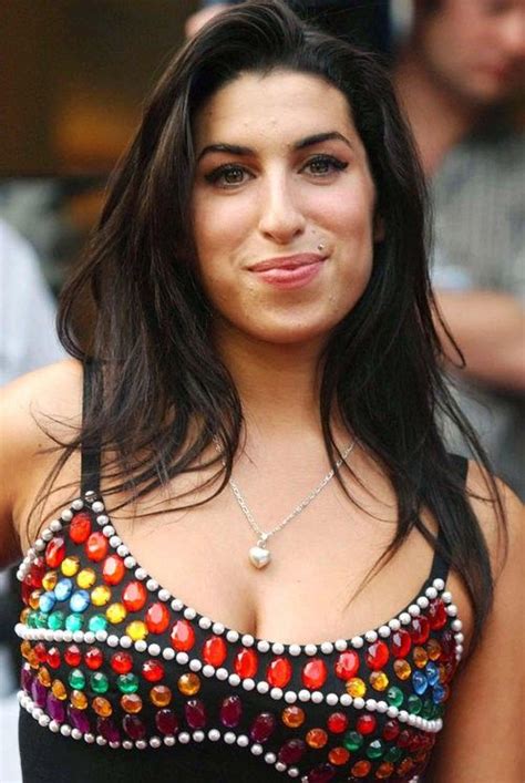 Amy jade winehouse was born in september 14, 1983. Pin by SILVER HAIR BEARDED FOX on Amy Jade Winehouse | Amy ...