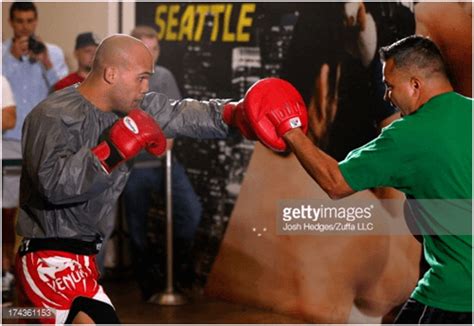 He is the former ufc welterweight champion. Robbie Lawler - Wiki, Profile, Trainer, Wife… Boxrec ...