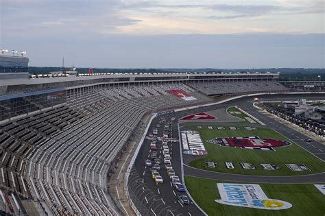 Full qualifying results from the 31st round of the 2014 nascar sprint cup series, the bank of america 500 at charlotte motor speedway. Pin on NASCAR