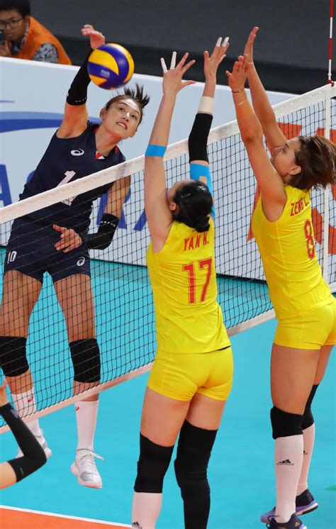 국제배구연맹(fivb)은 7일(한국시간) 홈페이지를 통해 지난달 29일 일본에서 막을 내린 2019 여자월드컵 성적을 반영한 새로운 세계랭킹을. AG'김연경 18점' 여자 배구, 인도네시아 꺾고 4강행 - 조선닷컴 ...